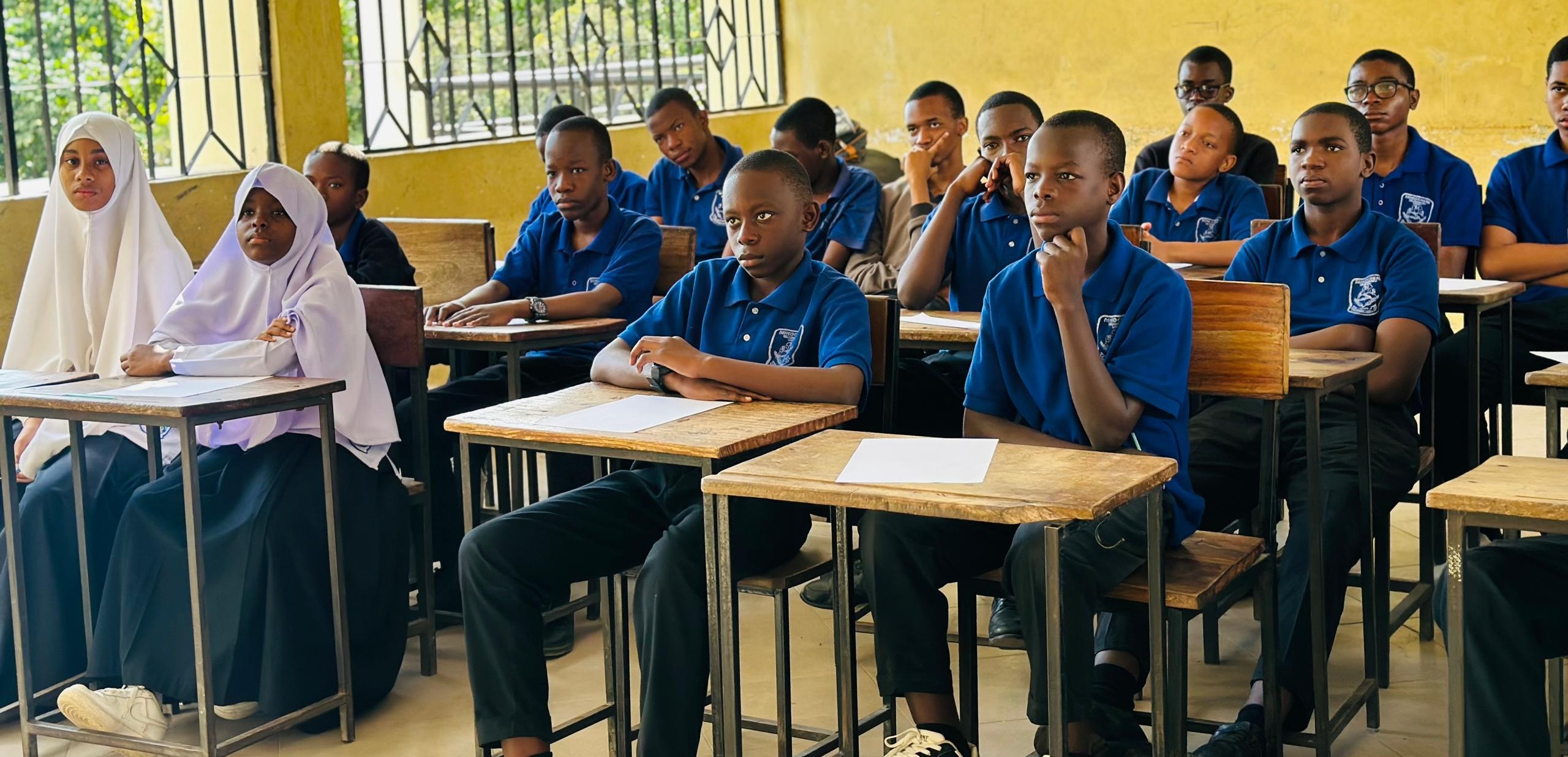 Children with diverse abilities learning together in a classroom